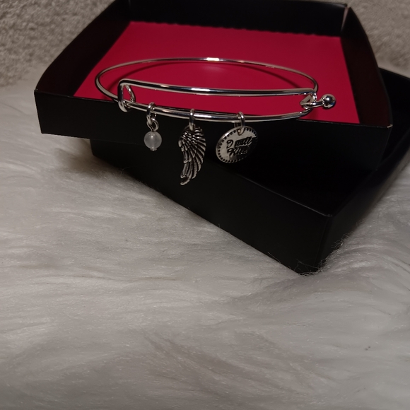 Bracelet - Picture 3 of 10